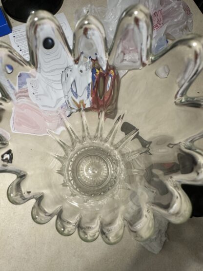 L.E. Smith Diamond Butt Swung vase MCM, clear, 21.5" tall, 16 fingers - IT GLOWS - Image 3